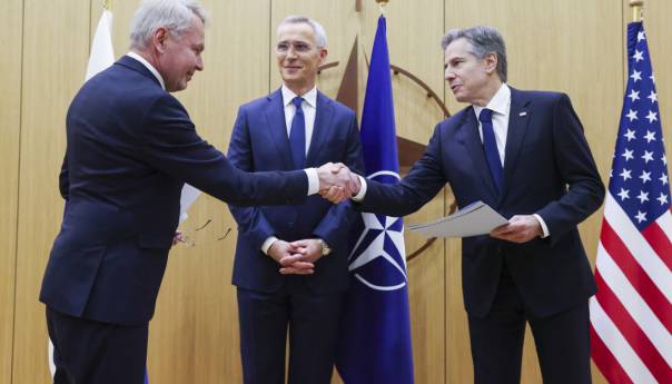 Finska zvanično ušla u NATO, potpisani dokumenti o pristupanju