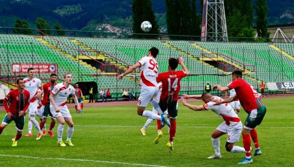 FK Olimpik: Nogometni savez troši državni novac da bi krojio ligu