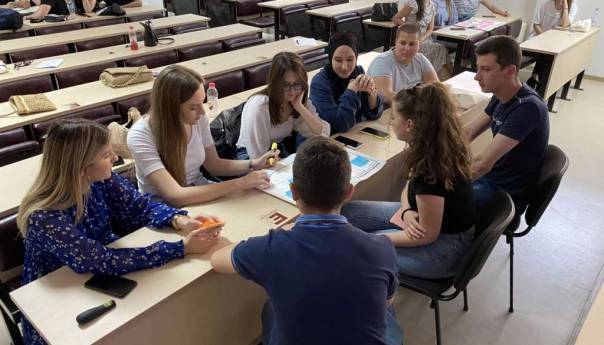 FMON: Obavještenje o otpisu duga kamate po osnovu studentskih zajmova