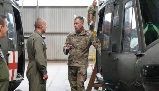 Folkestad pohvalio nastojanja svih u BiH koji se bore sa šumskim požarima