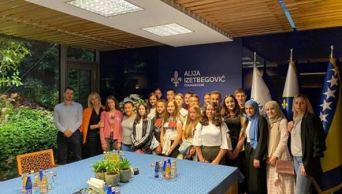 Fondacija Alija Izetbegović realizirala prvu ljetnu školu za djecu iz Srebrenice