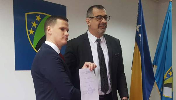 Formirana nova Vlada TK, premijer Irfan Halilagić