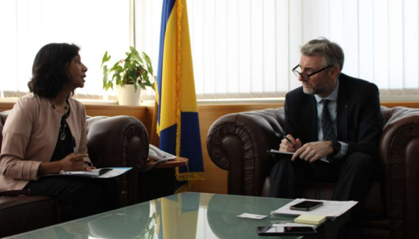 Forto i Khan o mogućnostima poboljšanja pristupa internetu u školama