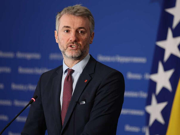 Forto: Ministri iz SNSD-a ne žele rješavati probleme