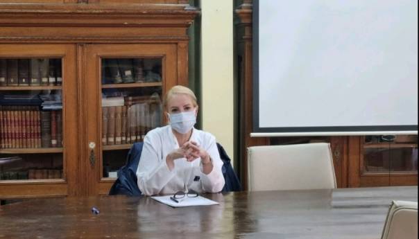 Forto nije epidemiolog, zvuči kao 'radimo nešto, a ne znamo ni šta'