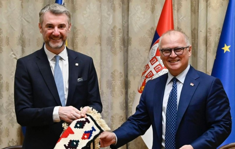 Forto sa Vesićem: Prioritet je pruga Beograd - Sarajevo