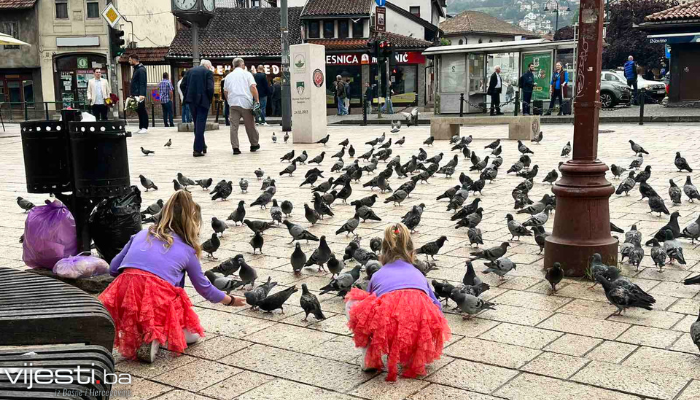 Foto: Bajramska atmosfera na ulicama glavnog grada BiH