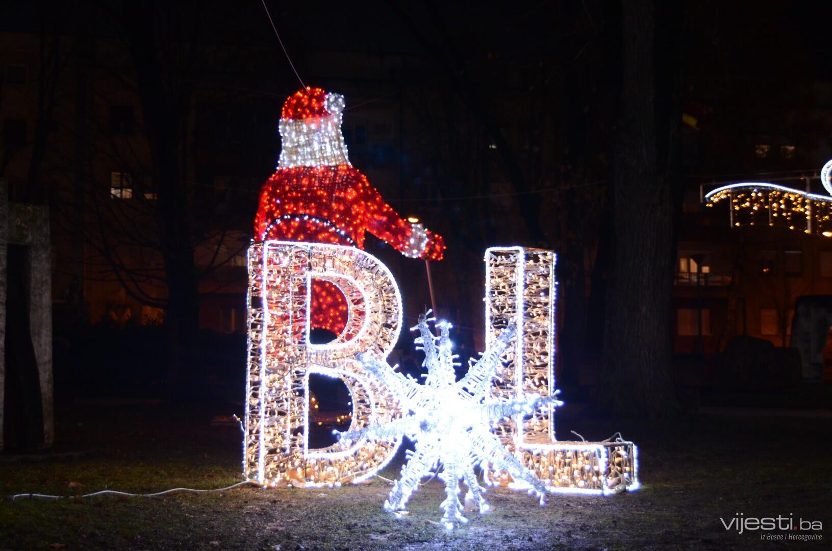 Foto: Banjaluka spremna za prazničnu sezonu