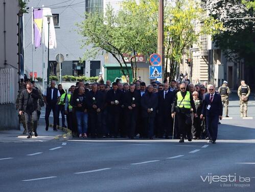 Foto: Delegacije iz RS u bivšoj Dobrovoljačkoj ulici