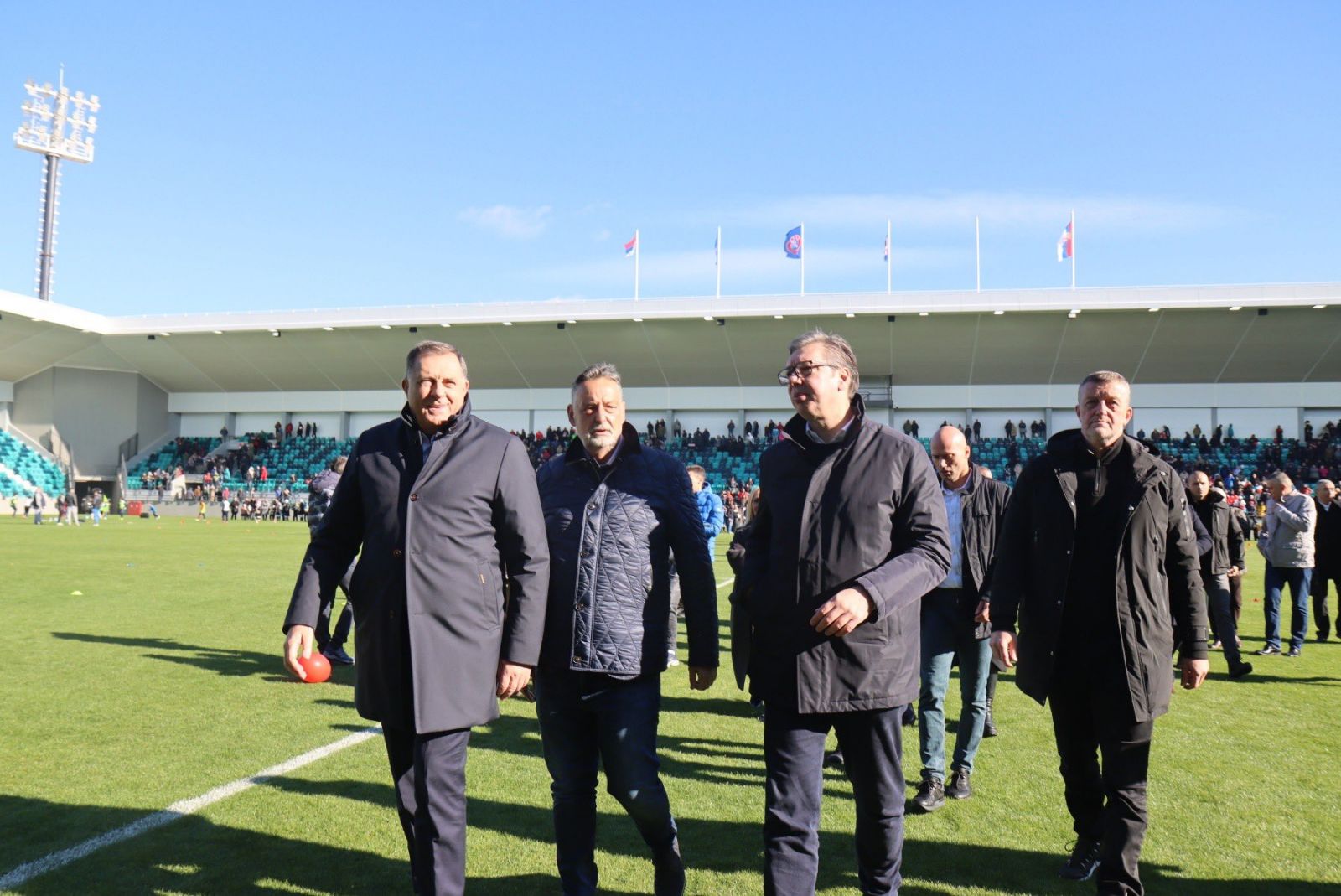 Foto: Dodik sa Vučićem posjetio novoizgrađeni stadion 'Kraljevica'