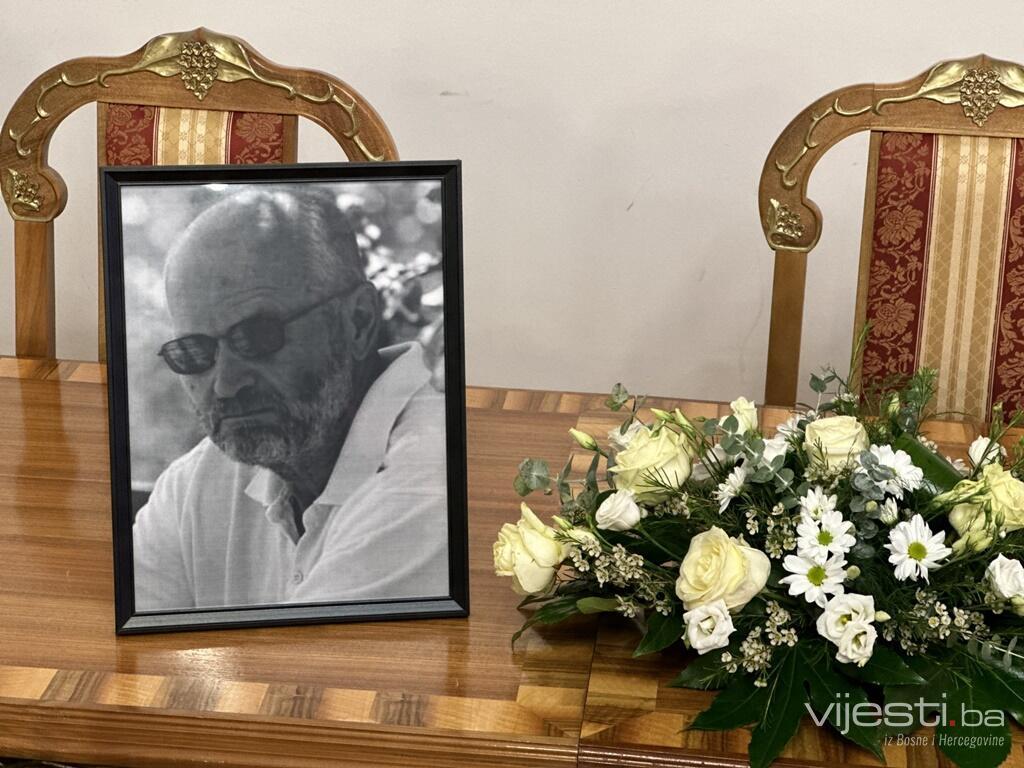 FOTO: Komemorativna sjednica povodom smrti akademika Dževada Jahića