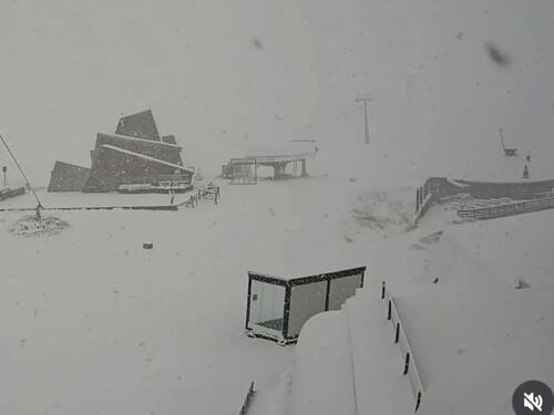 Foto: Na Alpama pao prvi snijeg ove sezone