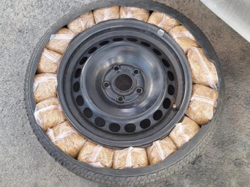 Pokušao prošvercati 40 kg duhana iz BiH, skrivao ga gdje je stigao