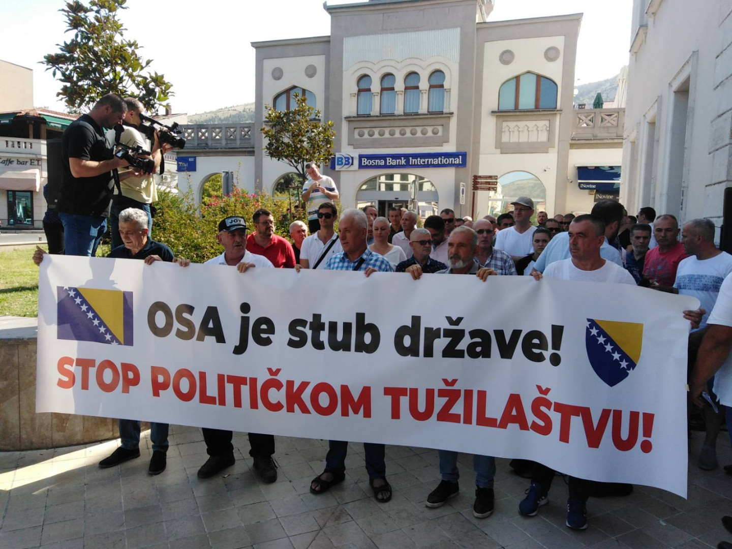 Protest zbog privođenja Mehmedagića i u Mostaru