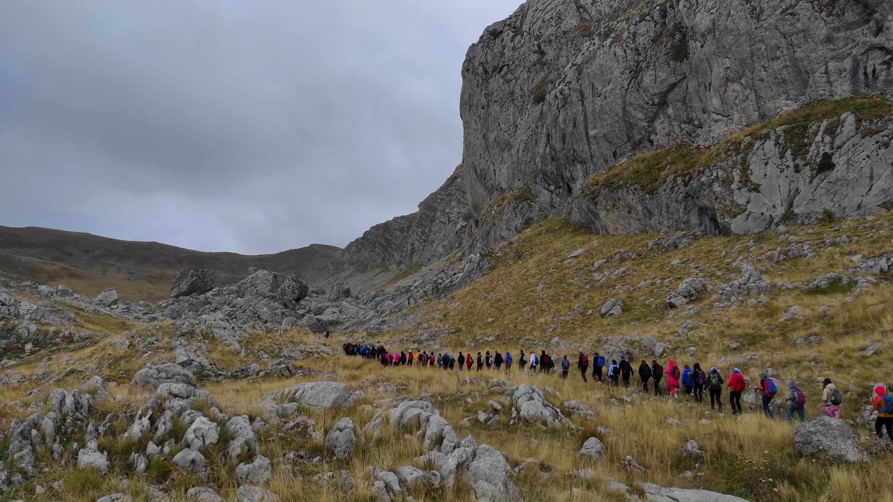Foto: Dvogodišnjak među učesnicima 10. Humanitarne ture na vrh Vito na Visočici