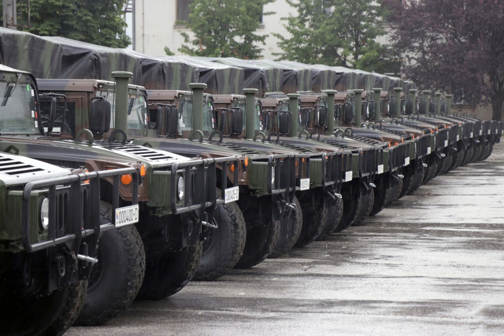 Foto: SAD donirale višenamjenska motorna vozila OS BiH