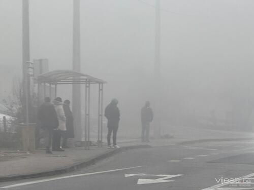 Foto: Sarajevo se guši u smogu, izdate preporuke!