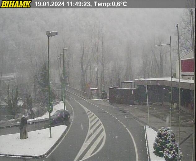 FOTO: Snježne padavine stigle u Bosnu i Hercegovinu