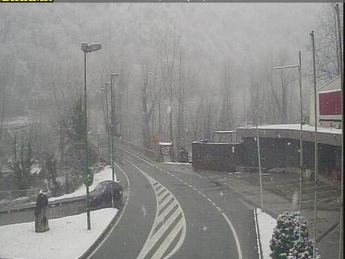 FOTO: Snježne padavine stigle u Bosnu i Hercegovinu