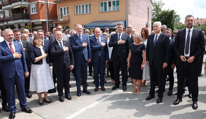Foto: U Orašju otvoren konzulat Hrvatske, šta su poručili zvaničnici
