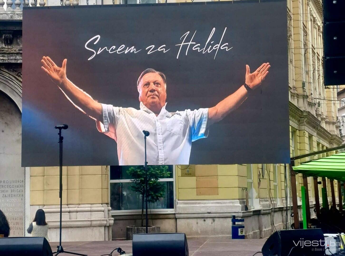Foto: U Sarajevu sve spremno za skup u čast Halidu Bešliću