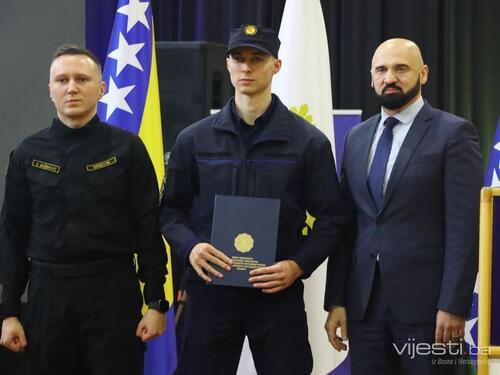 Foto&Video: Promovisana 44. generacija kadeta MUP-a ZDK i USK