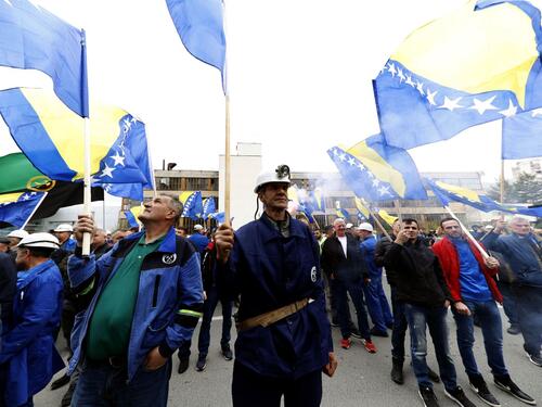 FOTO / VIDEO: Protest zeničkih rudara ispred Vlade FBiH