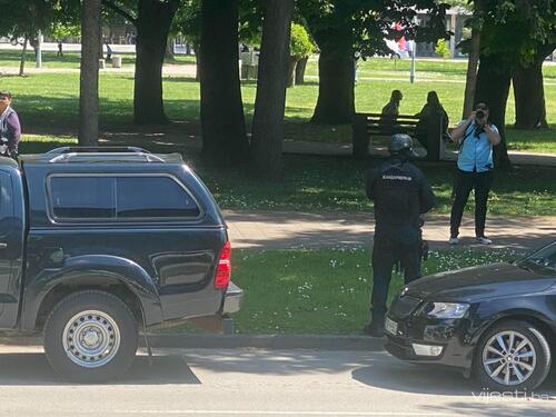 Foto&Video: Pogledajte kako izgleda obezbjeđenje bjegunca Dodika u Doboju