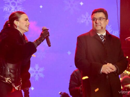 Foto/Video: Spektakularan doček Nove godine u Sarajevu