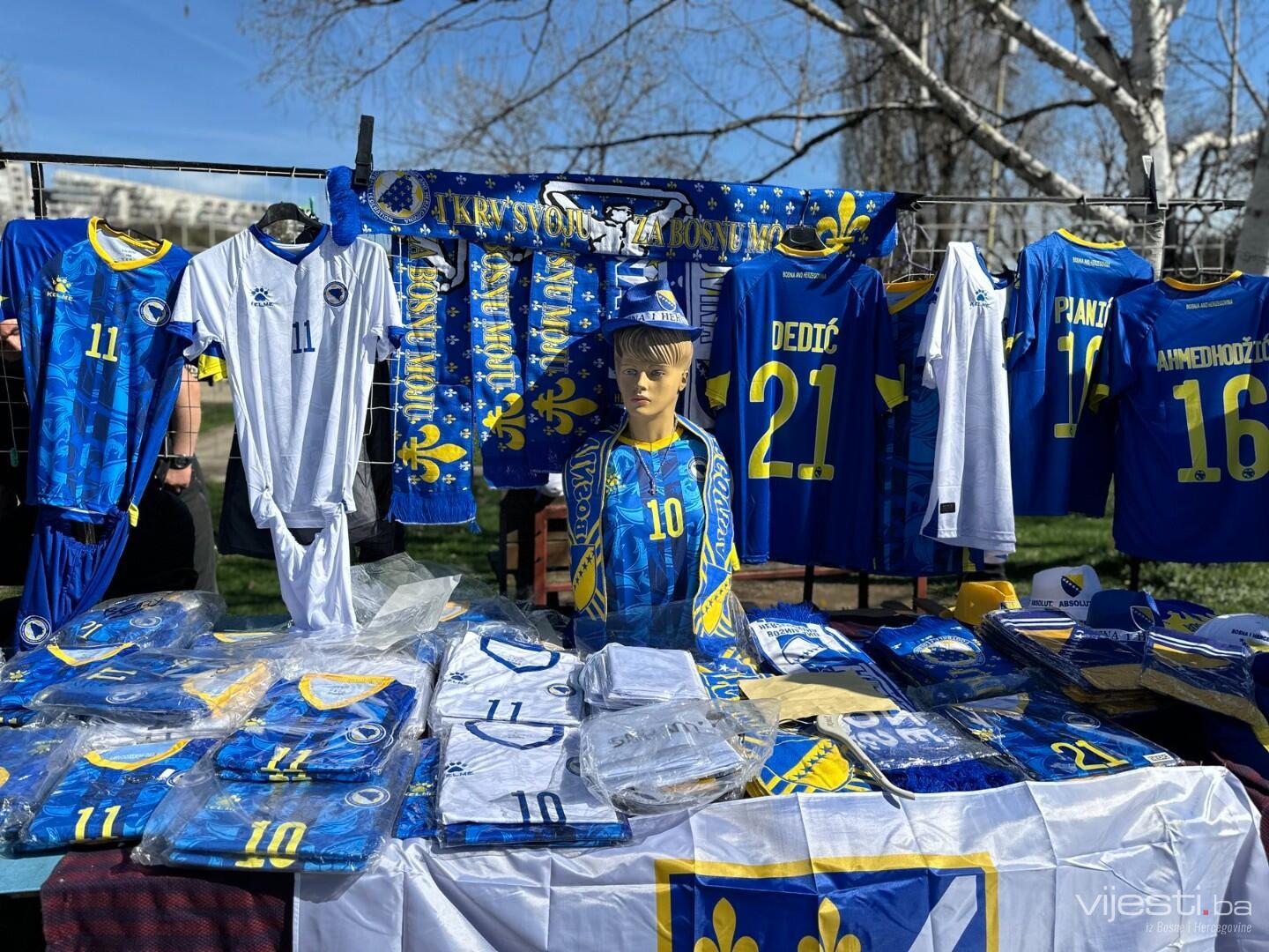 Foto/Video: Zeničke ulice se pune, sve spremno za veliku utakmicu