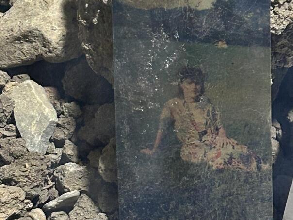 Fotografija nađena u novčaniku ubijene žrtve na obali Drine: Prepoznajete li je?