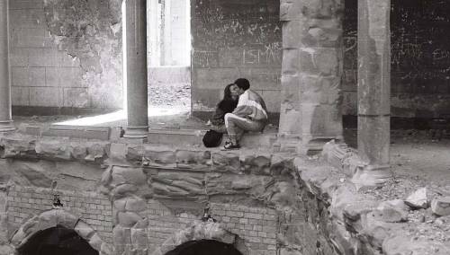 Fotografija sjećanja na razrušenu Vijećnicu: Ljubav pobjeđuje