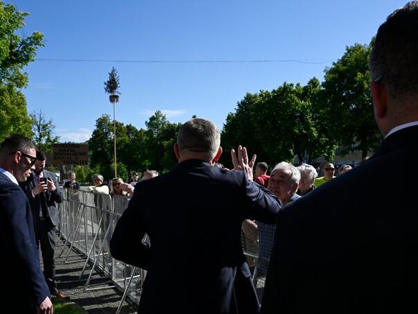 Fotografije premijera Slovačke neposredno prije atentata