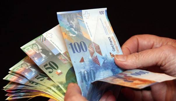 Franak: Svi koji su ugovarali nepoštene kredite imaju pravo tužiti banke