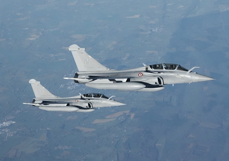 Francuska pokazala nuklearne mišiće: Rafalei simulirali napad na neprijatelja