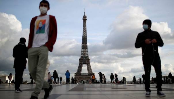 Francuska: Potrebna vakcinalna propusnica, negativan test nije dovoljan