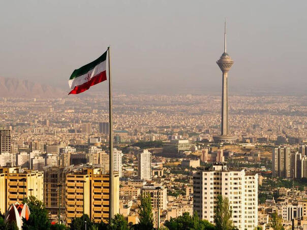 Francuska pozvala svoje državljane da odmah napuste Iran, oglasile se i SAD