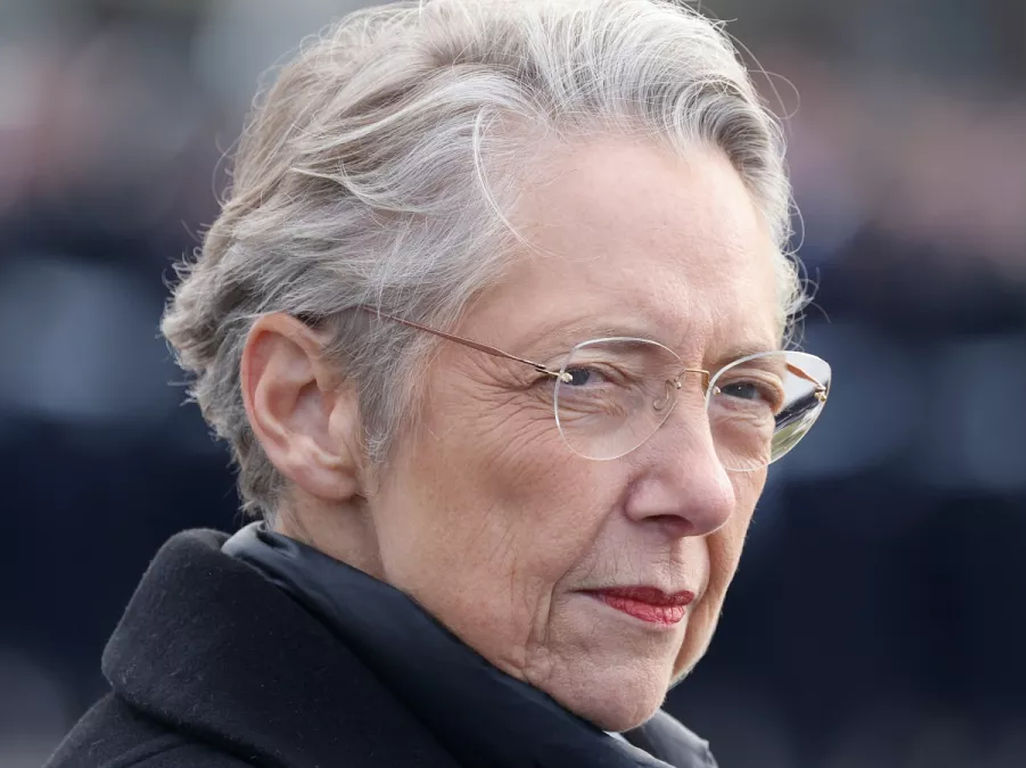Francuska premijerka Elisabeth Borne podnijela ostavku