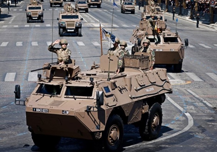 Francuska šalje Ukrajini još oklopnih vozila i protuzračnih projektila