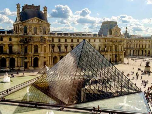 Francuska se bori da zaštiti muzeje nakon pljačke Louvrea