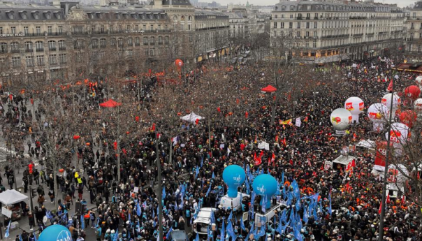 Francuska se sprema na masovne proteste zbog penzione reforme