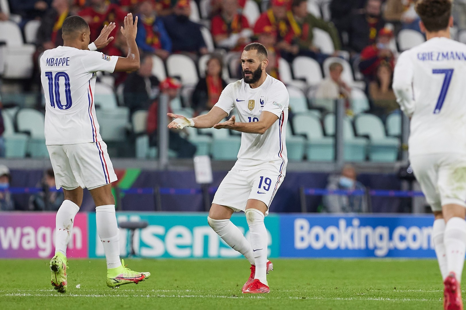 Francuska u ludoj završnici savladala Belgiju i izborila finale Lige nacija!
