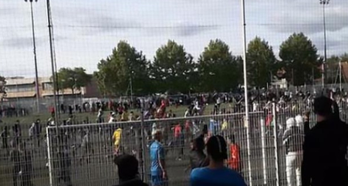Francuska u šoku, u Strasbourgu odigrana utakmica pred 400 gledatelja