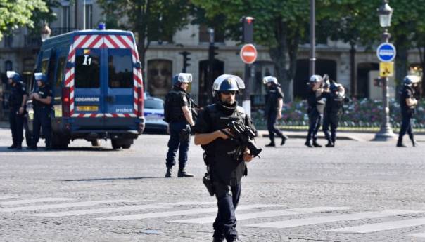 Francuska uhapsila sedam Italijana, pripadnika Crvene brigade