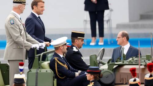 Francuska zbog epidemiološke situacije skromno obilježila Dan Bastille