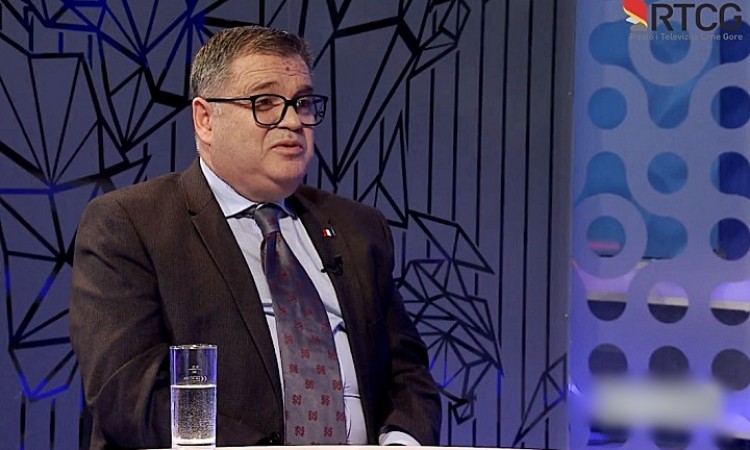 Francuski ambasador: Srebrenica nije tema za mediokretske rasprave 