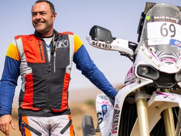 Francuski motociklist (47) preminuo nakon pada na reliju u Maroku