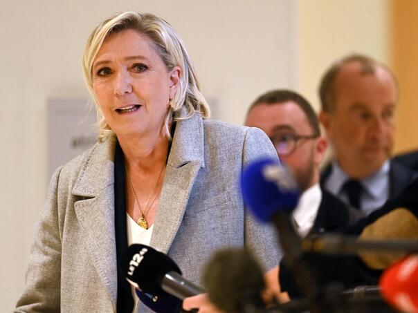 Francuski političari 'silaze' s funkcije ako ih se osudi za krivično djelo, Le Pen u opasnosti