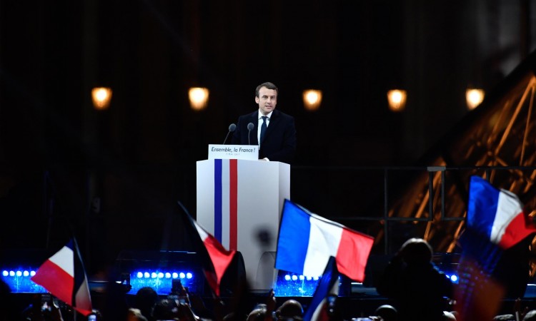 Francuski predsjednički izbori 10. i 24. aprila 2022.