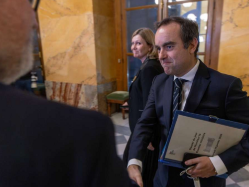 Francuski premijer će progurati budžet u parlamentu bez glasanja